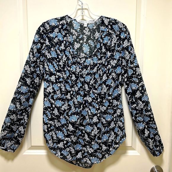 Veronica Beard "Lowell Blouse" Floral Print - SZ 6, Blue and Black - Picture 4 of 11